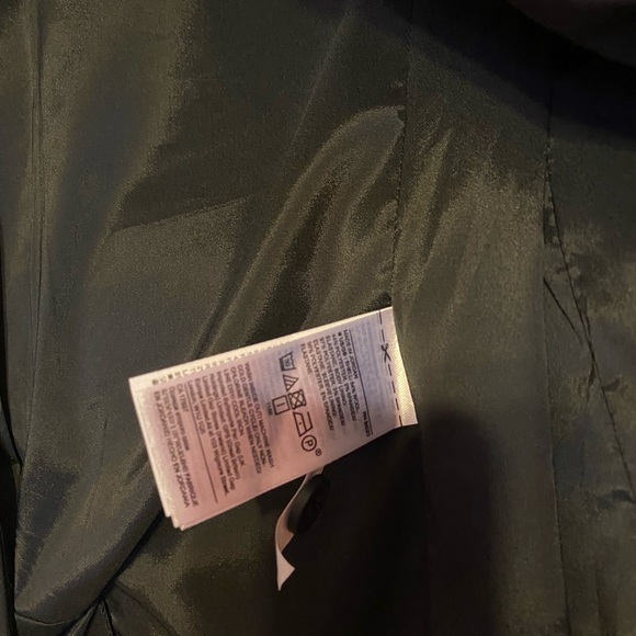 Banana Republic suit separate - Picture 4 of 7